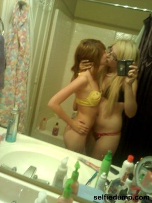 Nude Teen Selfies
